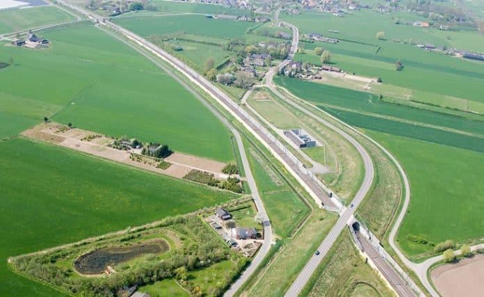 AERIUS Calculator - foto ViA15 project aansluiting van de A15 en de A12 - luchtfoto