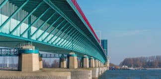 Haringvlietbrug