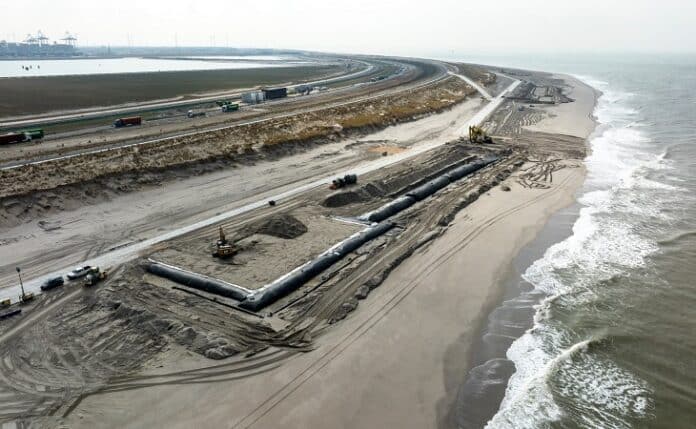 Windpark Maasvlakte 2 - luchtfoto van het bouwterrein