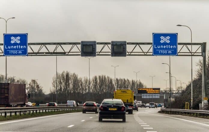 wegverkeer - verkeersbeeld op de A27